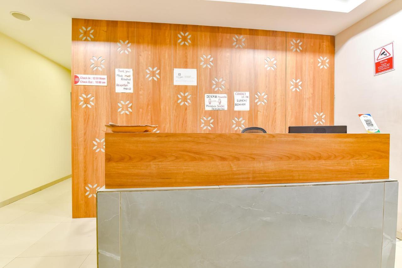Fabhotel Happinex Súrat Exteriér fotografie